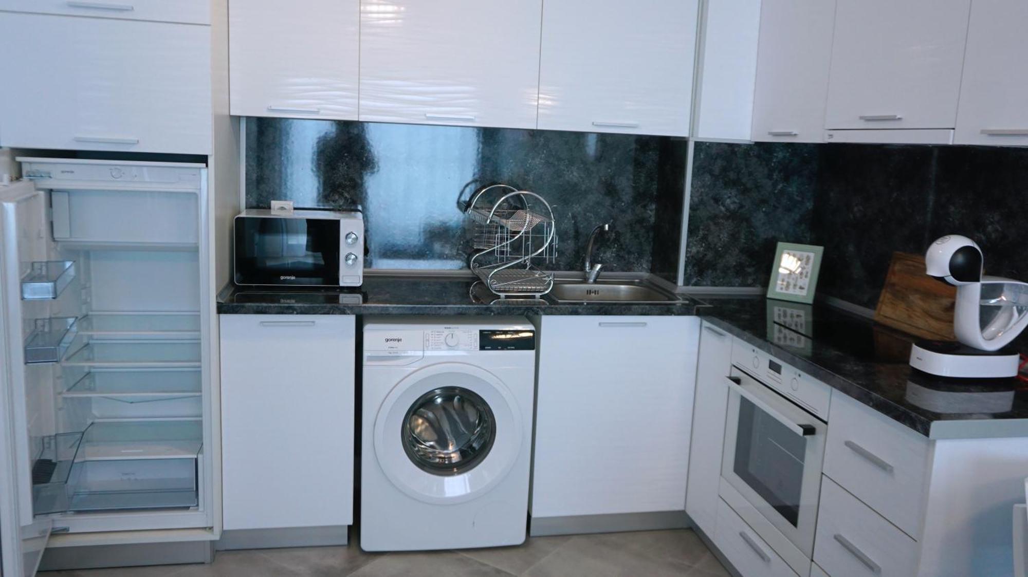 Aurora Apartments On The Beach Obzor Room photo