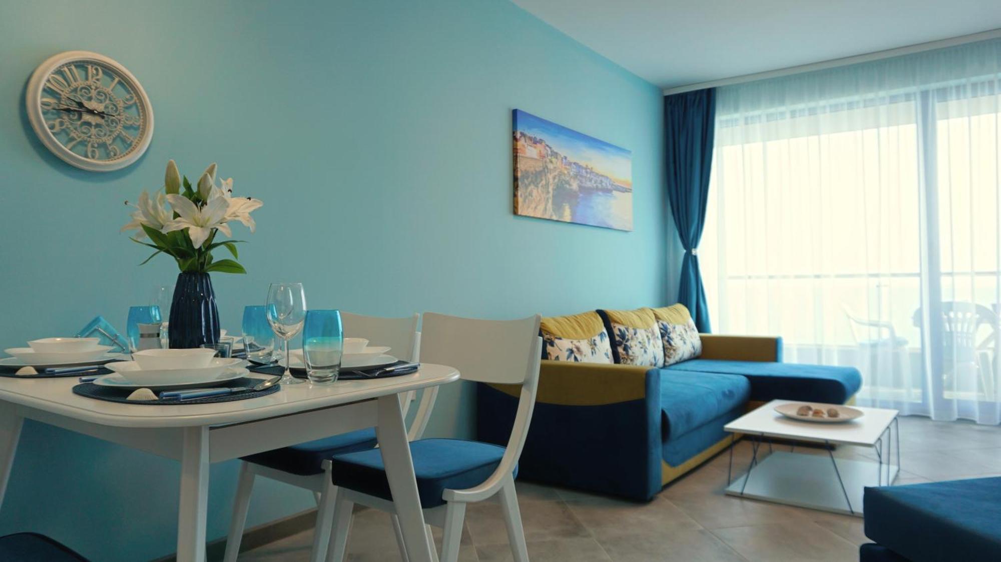 Aurora Apartments On The Beach Obzor Room photo